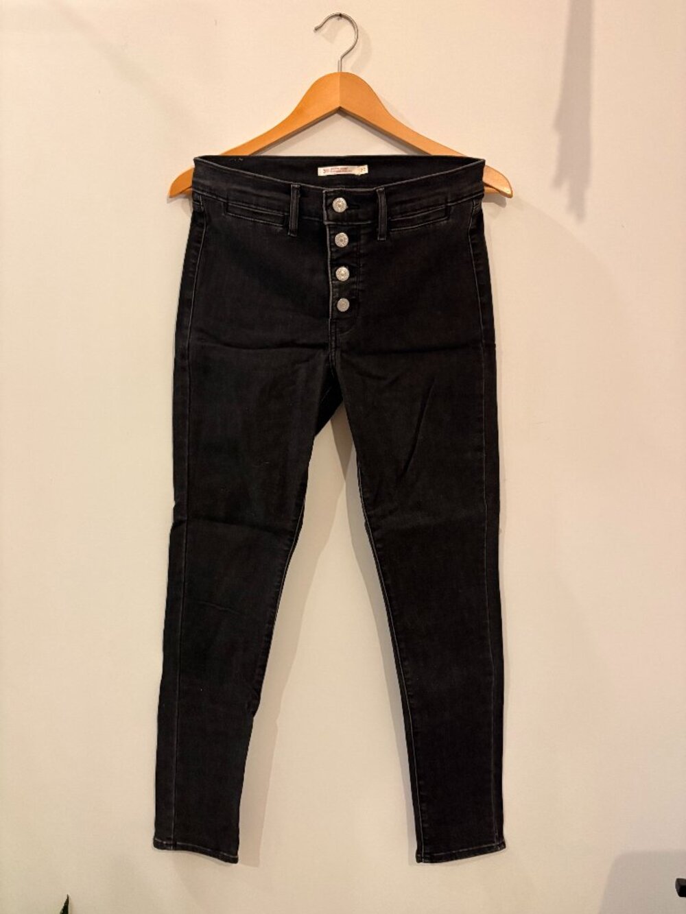 Levi's 311 Exposed Button Shaping Skinny Jeans
